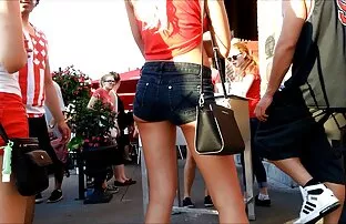 XXX او به پسر نشان داد که عکسهایسکسی عربی چقدر او را دوست دارد.