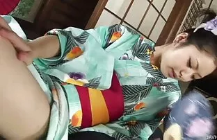 XXX شخص لبخند آبدار شورت یک دوست دختر کون سکسی عکس شلوغ را خرد می کند و دیک او را درون گلوی خود وارد می کند