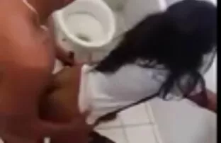 XXX او روسپی گرانقیمت خود را از عکس سکسی کس تپل دست داد.