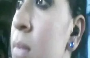 XXX Palapal برای عکس کس مامان جوانان و خواسته است که مکیدن.