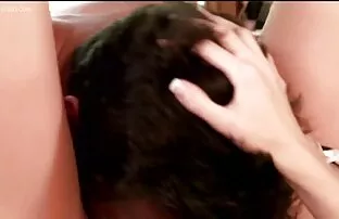 XXX دو لزبین عکس سکسی کون گنده عربی موی بلند در شلوارک سفید لیس می زنند و خودارضایی می کنند