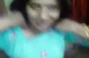 XXX یک مادر نازک با یک مانیکور قرمز ، بونر را شکست و به عکس سکسی کس کون سینه دهکده نقطه داد