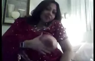 XXX بلوند بالغ عکس سکسی از کس کون در چکمه های قرمز لعنتی با سرطان در آشپزخانه
