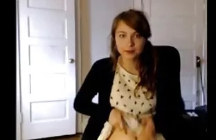 XXX خانم لاتینا میسی مارتینز لباس آبی خود را برداشته و با یک ماچو جوان رابطه جنسی تصاویر باسن سکسی برقرار می کند