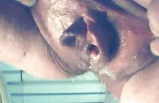 XXX زن چربی بالغ با استراپون عكس كون سكسى بزرگی در تمام سوراخ ها قرار می گیرد