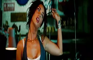 XXX هم اتاقی اتاقی با یک خروس بزرگ یک خانم جوان را با لک های طولانی در الاغ عکسهای سکس باسن خود لعنتی کرد