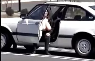 XXX سبزه کونهایگنده رابطه جنسی مقعدی را با همسایه در حمام fucks می کند
