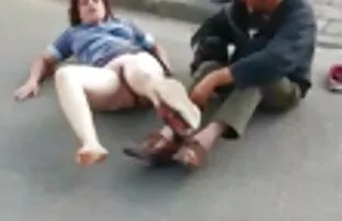 XXX بچه ها حیوانات خانگی عاشقان آبدار و عکس سکس گنده الاغها و ماسکهایشان را بر روی موسیقی جدا می کنند