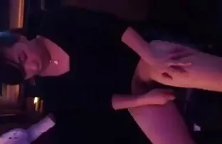 XXX یک زن بالغ در پاشنه پا قبل از رابطه جنسی تنه بزرگی از سیاه را مکیده عکس کون بزرگ سکسی است